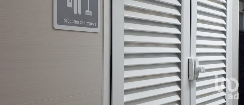 Loja / Estabelecimento Comercial em Vieira de Leiria de 152 m²