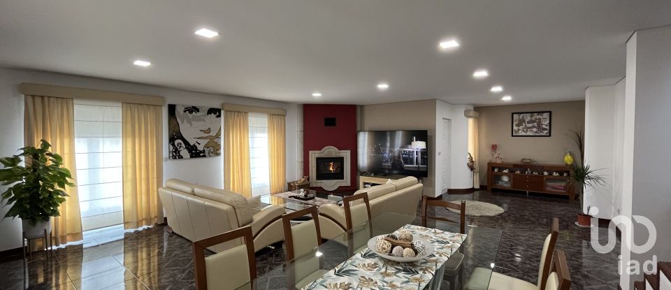 House T3 in Esposende, Marinhas e Gandra of 300 m²