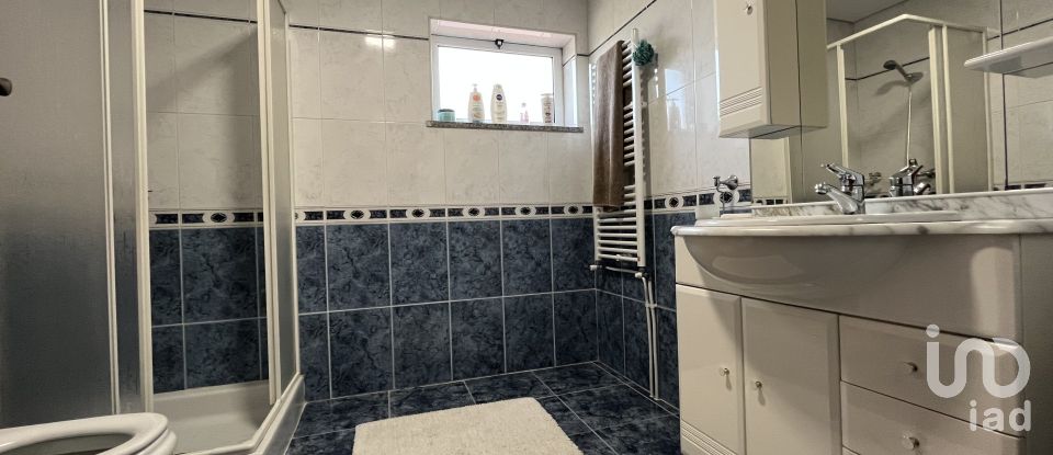 House T3 in Esposende, Marinhas e Gandra of 300 m²