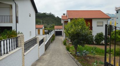 Lodge T6 in Miranda do Corvo of 250 m²