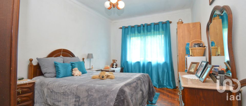 Lodge T6 in Miranda do Corvo of 250 m²