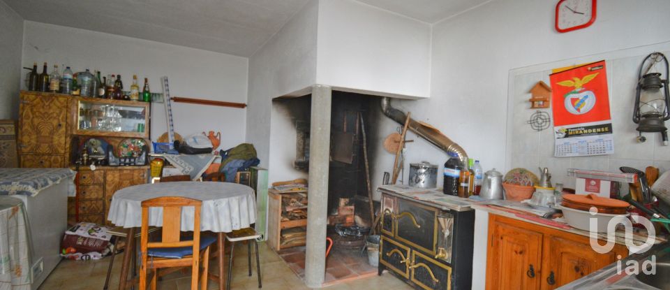 Lodge T6 in Miranda do Corvo of 250 m²