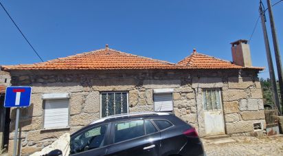 Gîte T3 à Girabolhos de 115 m²
