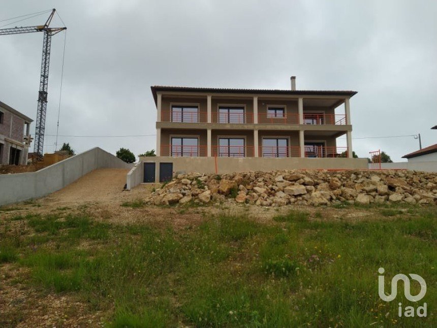 House T5 in Alvorge of 530 m²