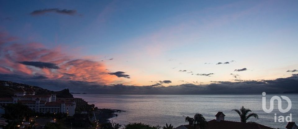 Gîte T3 à Arco da Calheta de 330 m²