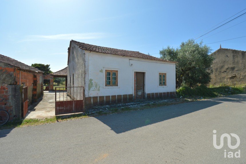 Casa de aldeia T2 em Alvorge de 128 m²