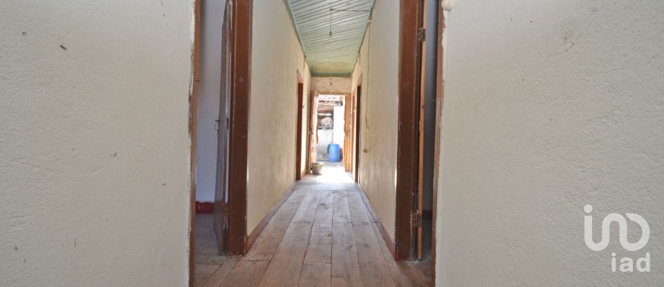 Casa de aldeia T2 em Alvorge de 128 m²