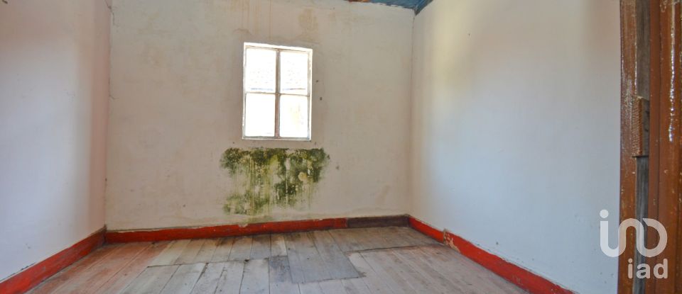 Casa de aldeia T2 em Alvorge de 128 m²