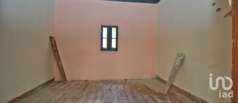 Casa de aldeia T2 em Alvorge de 128 m²