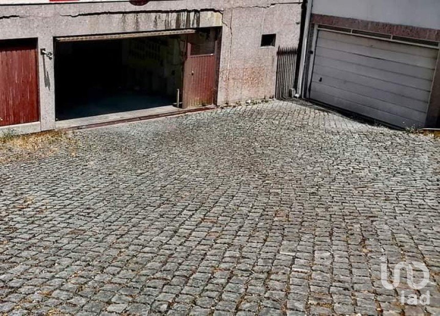 Parking/garage/box à Castelo Branco de 23 m²