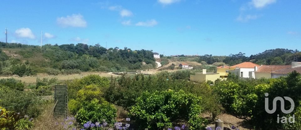 Casa tradicional T6 em Atouguia da Baleia de 315 m²