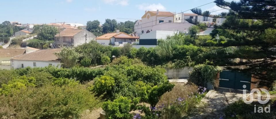 Casa tradicional T6 em Atouguia da Baleia de 315 m²