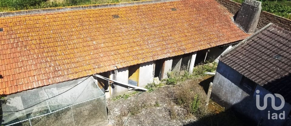 Casa tradicional T6 em Atouguia da Baleia de 315 m²