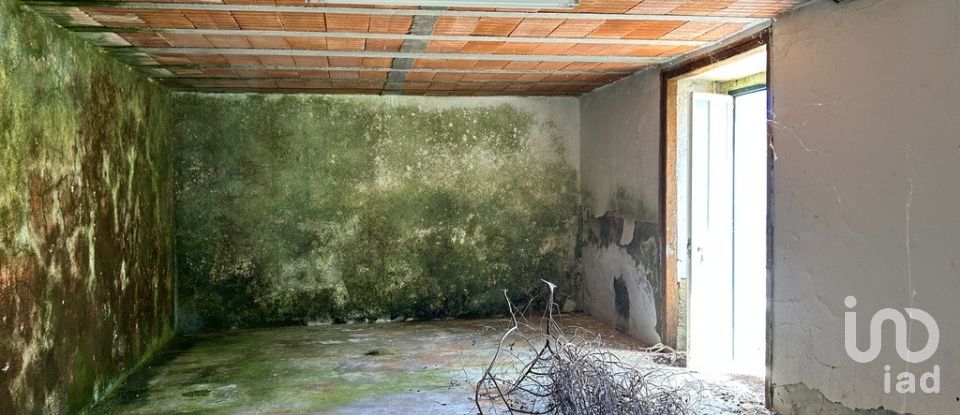 Ferme T8 à Romeira e Várzea de 1 500 m²