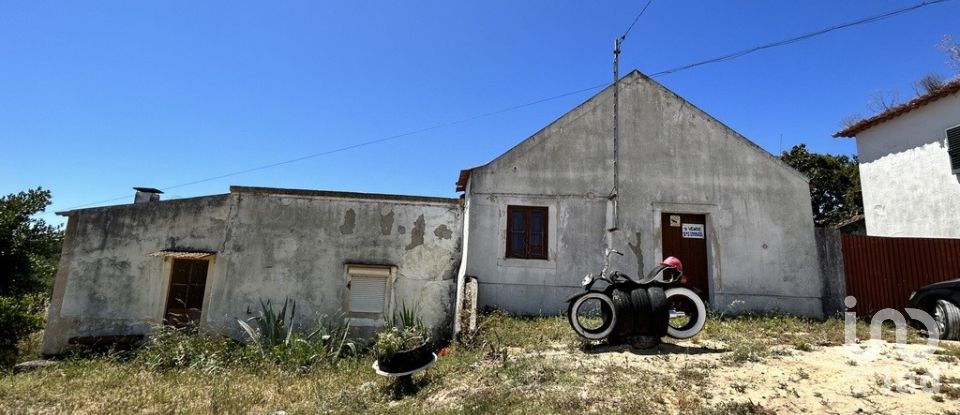 Ferme T8 à Romeira e Várzea de 1 500 m²