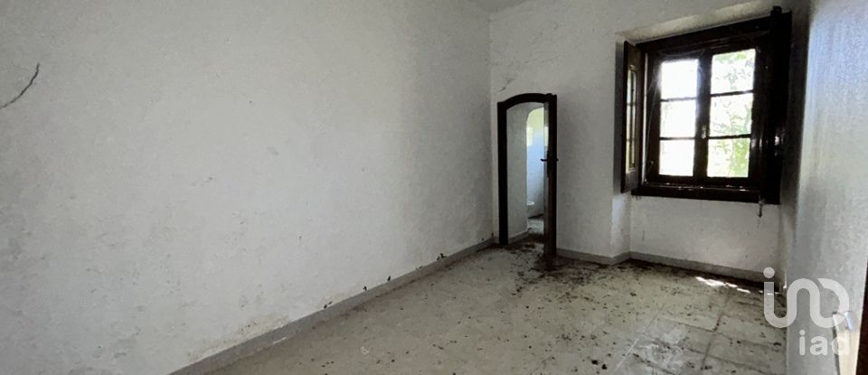 Ferme T8 à Romeira e Várzea de 1 500 m²