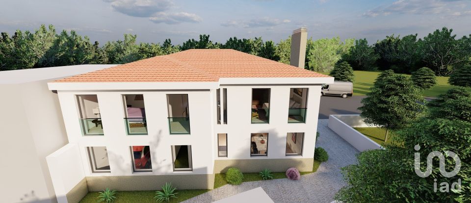 Casa T3 em Adoufe e Vilarinho de Samardã de 290 m²