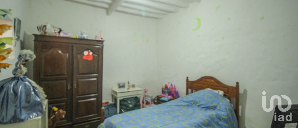 Habitação T2 em Nossa Senhora da Expectação de 82 m²