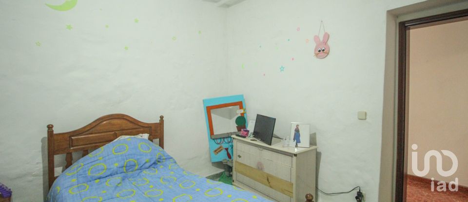 Habitação T2 em Nossa Senhora da Expectação de 82 m²