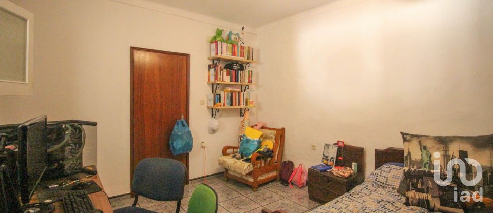 Habitação T2 em Nossa Senhora da Expectação de 82 m²