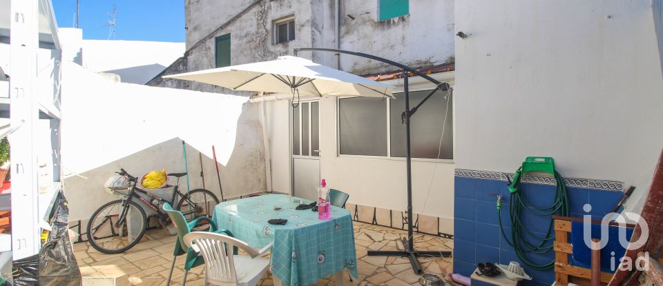 Habitação T2 em Nossa Senhora da Expectação de 82 m²