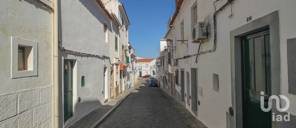 Habitação T2 em Nossa Senhora da Expectação de 82 m²