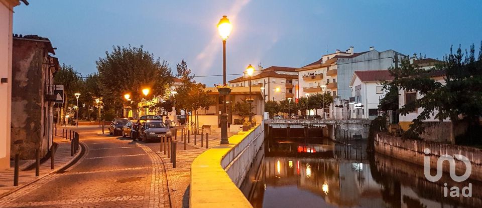 Domaine T2 in Miranda do Corvo of 102 m²