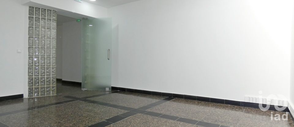 Boutique/Local commercial à Penha de França de 180 m²