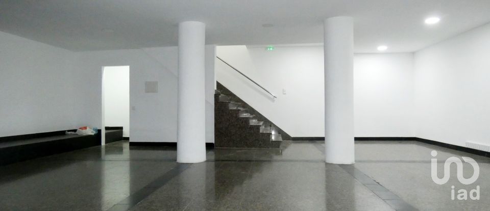 Boutique/Local commercial à Penha de França de 180 m²