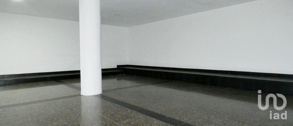 Boutique/Local commercial à Penha de França de 180 m²