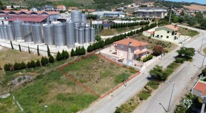 Terrain à Murça de 437 m²