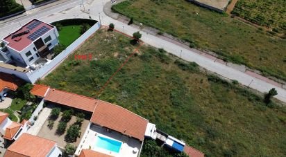 Terrain à Vilar de Nantes de 797 m²