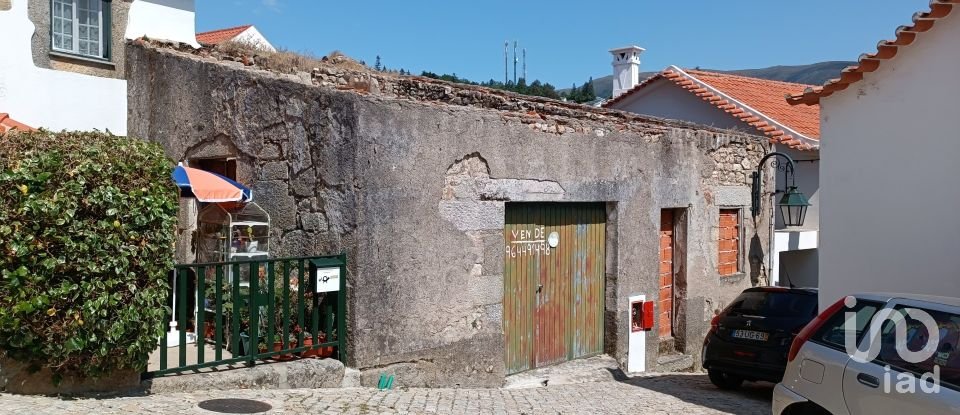 Lodge T0 in Gouveia of 177 m²