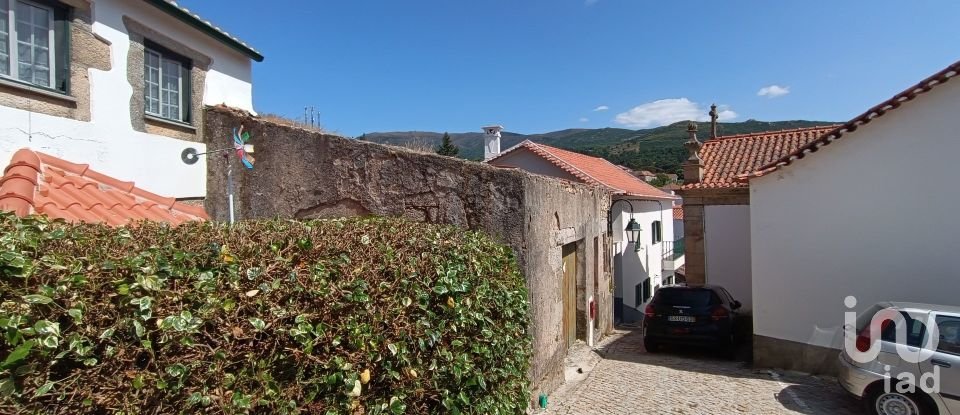 Lodge T0 in Gouveia of 177 m²