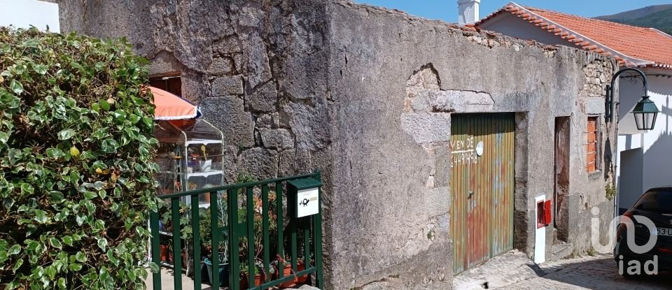 Lodge T0 in Gouveia of 177 m²