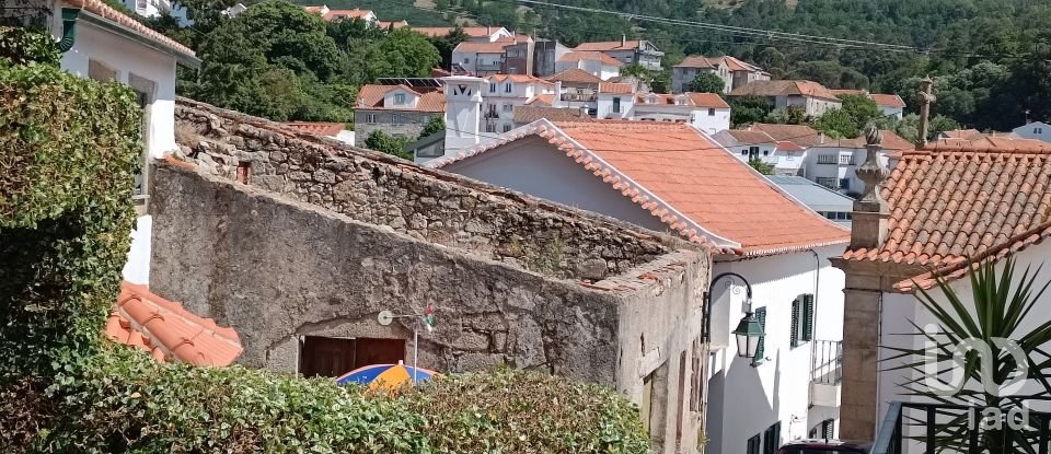 Lodge T0 in Gouveia of 177 m²