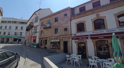 Immeuble à Gouveia de 240 m²