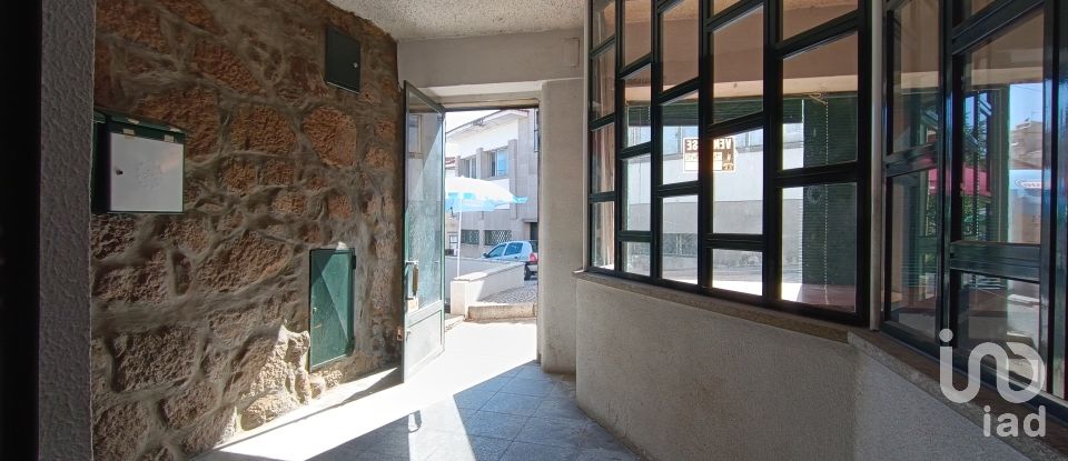 Immeuble à Gouveia de 240 m²