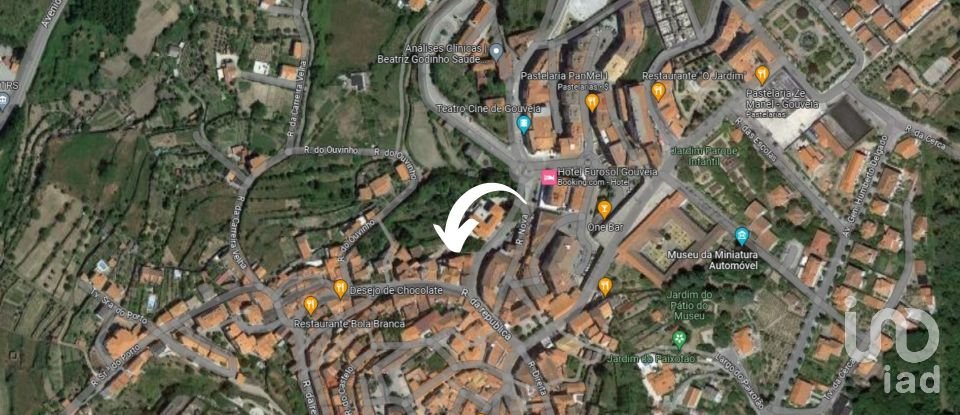 Immeuble à Gouveia de 240 m²