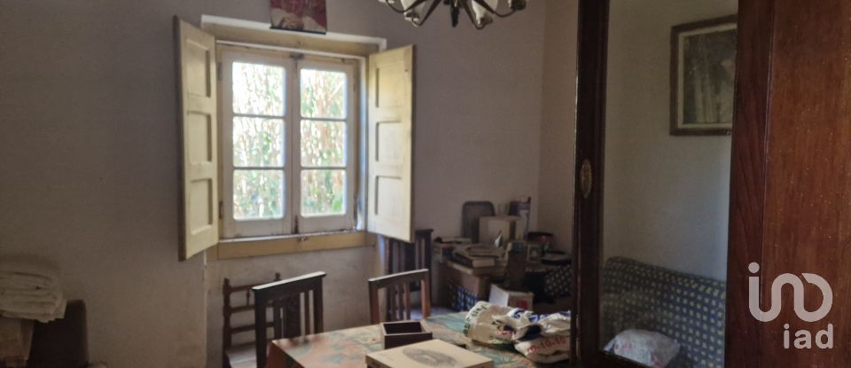 Maison de village T0 à Santo Isidoro de 163 m²