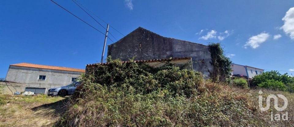 Maison de village T0 à Santo Isidoro de 163 m²