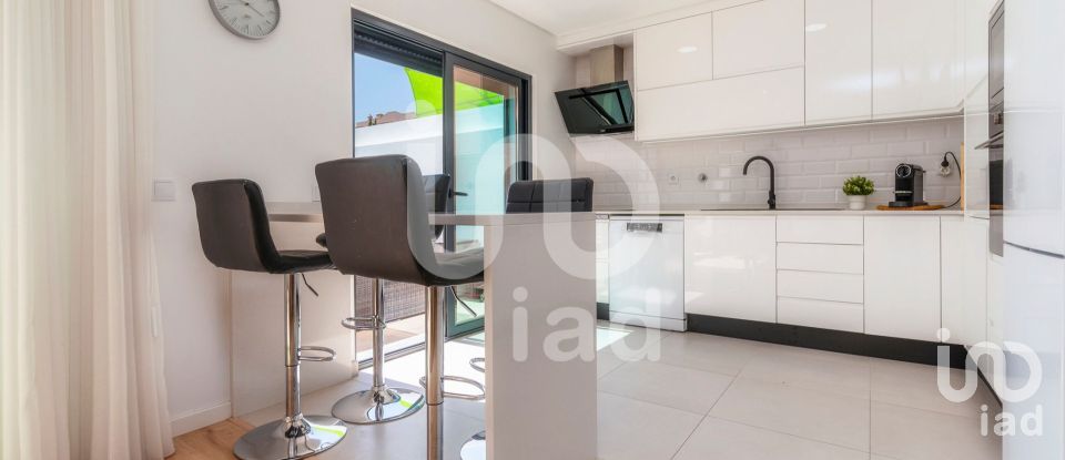 Casa T3 em Olhão de 182 m²