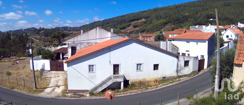 Casa de aldeia T3 em Rio Maior de 285 m²