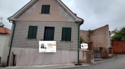 Maison de village T3 à Cristoval de 140 m²