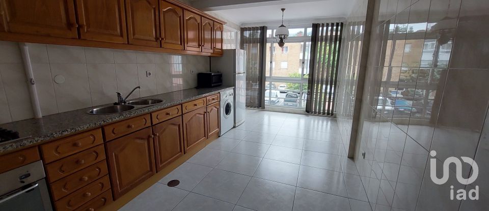 Apartment T3 in Arcos de Valdevez (Salvador), Vila Fonche e Parada of 126 m²