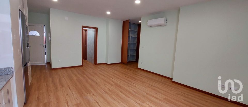 Apartamento T2 em Arcos de Valdevez (Salvador), Vila Fonche e Parada de 72 m²