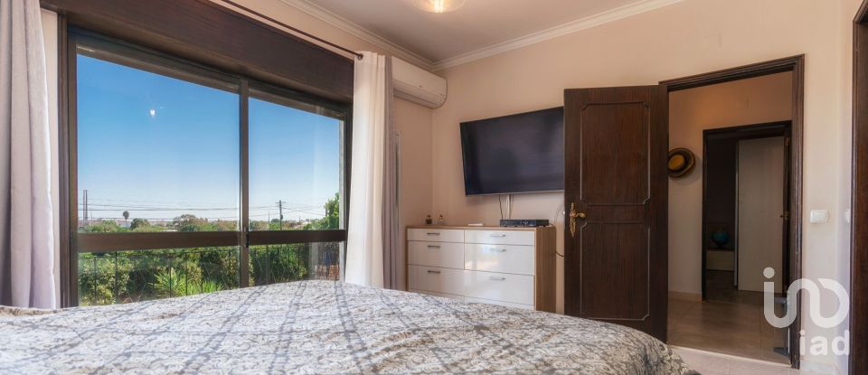 Moradia T3 em Conceição e Estoi de 300 m²