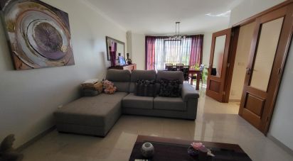 House T5 in Charneca De Caparica E Sobreda of 162 m²
