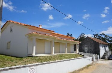 Casa / Villa T3 em Alvados e Alcaria de 288 m²
