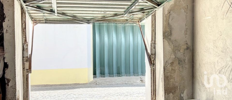 House T4 in Vila Nova da Baronia of 208 m²